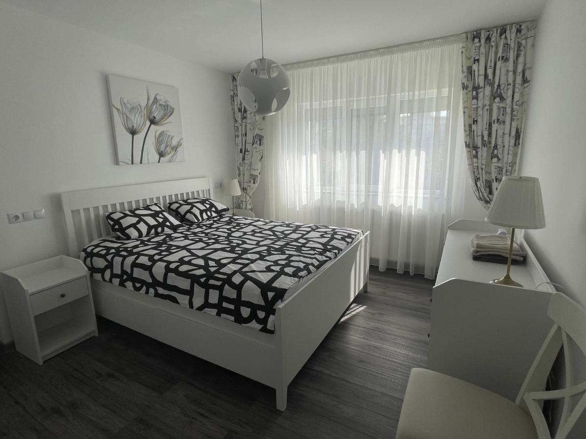 Vulcan Apartment Buzău Eksteriør billede